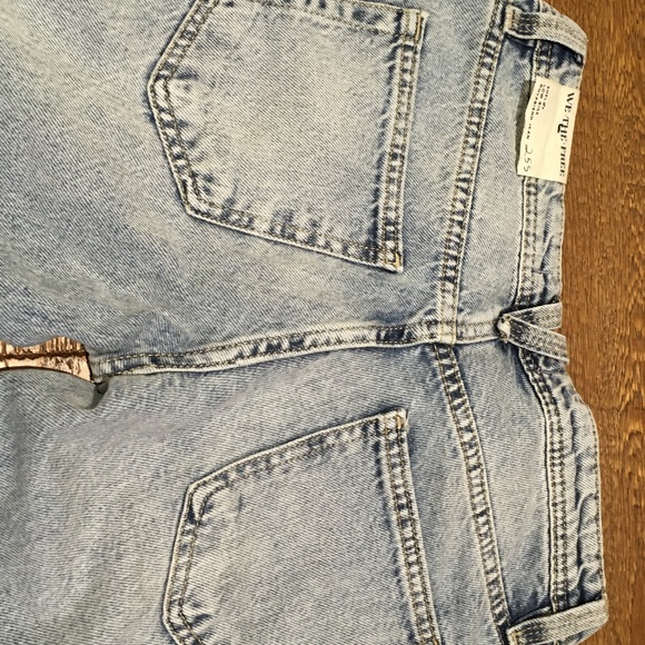 We The Free / Free People Shelby Low-Rise Boyfriend Jeans size 24 - Picture 2 of 7